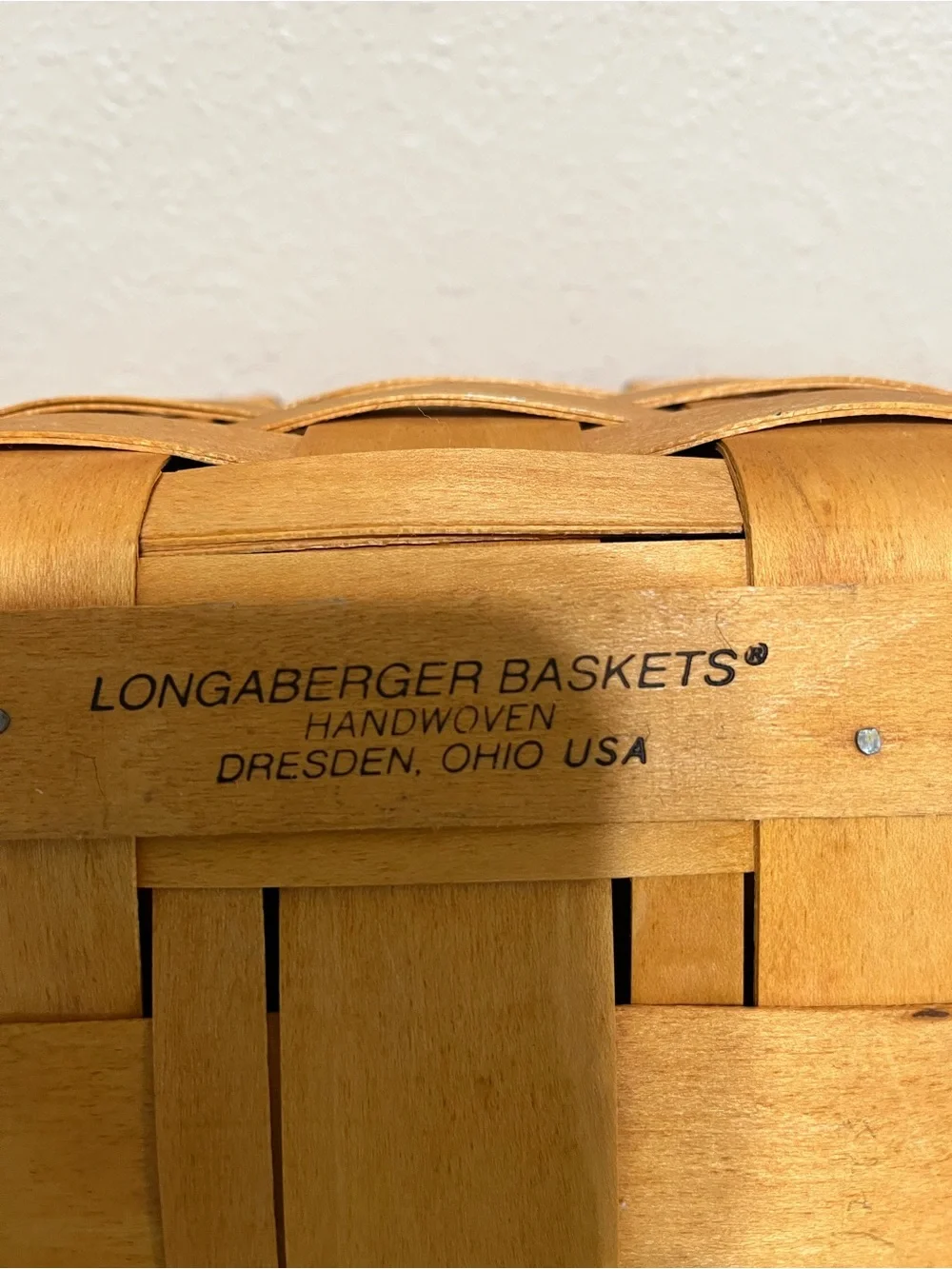 Longaberger Natural Light Brown Woven Picnic Basket with Lid and Handles